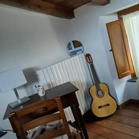La Casa Di Pietra A *